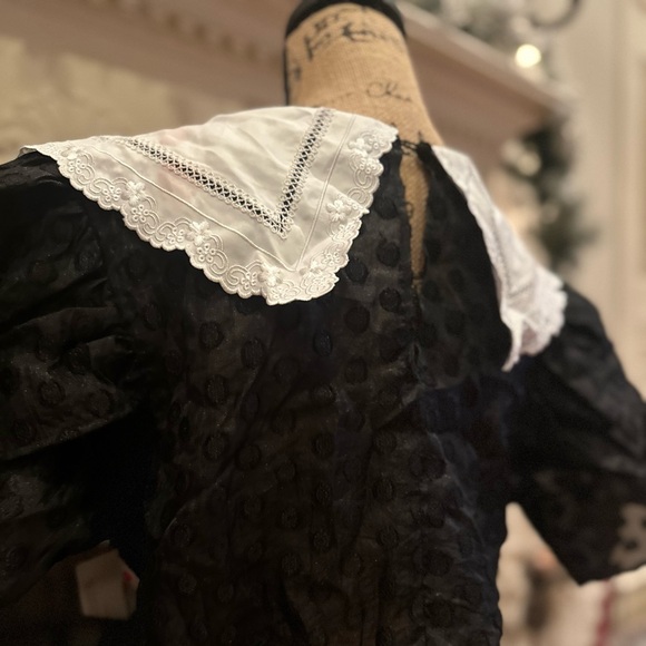 Sister Jane Black Top with White Lace Collar - Picture 10 of 12